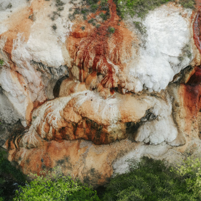 Yer üzünün damarları: Kəlbəcərin nəfəsi