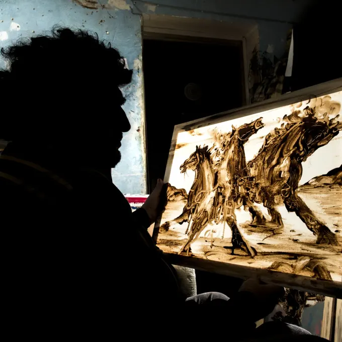 Qaranlıqdan Doğan Sənət — Elxan Qəniyev